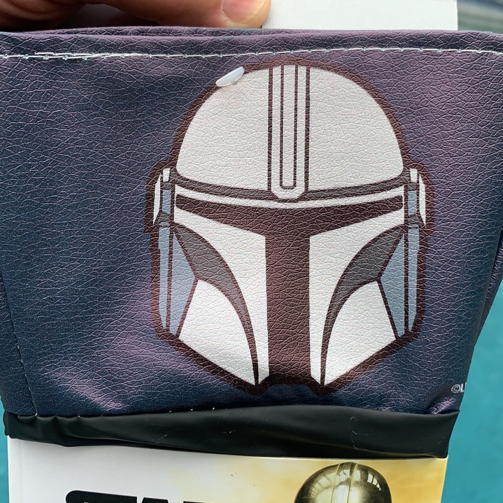 New Disney Star Wars Latex Cleaning Gloves - Picture 6 of 6